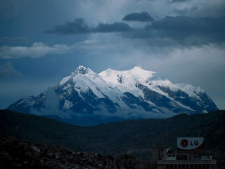 File:Illimani2.JPG