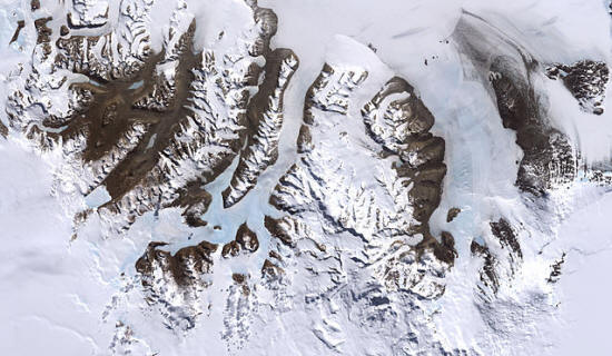 Satellitenaufnahme der Trockentäler am McMurdo Sund