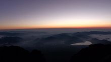 Datei:富士山頂御来光 Go-raikou(The sunrise) at summit of Mt.Fuji HDR-CX560V.webm