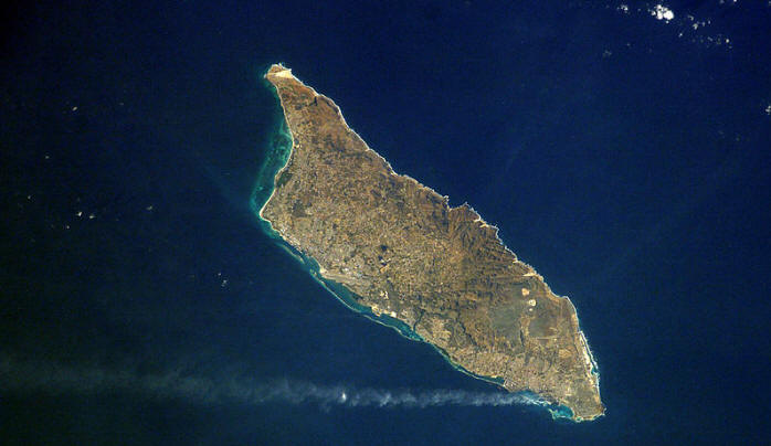 File:Aruba ISS006-30896.jpg