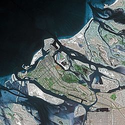 Satellitenbild Abu Dhabis, 2002