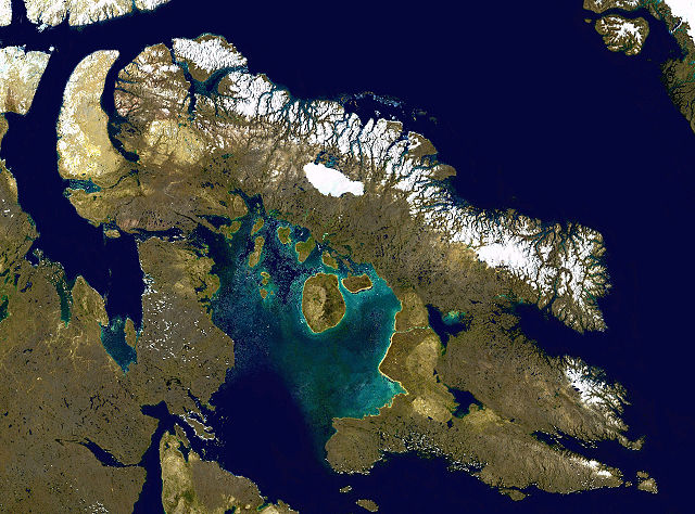 https://upload.wikimedia.org/wikipedia/commons/thumb/4/40/Wfm_baffin_island.jpg/640px-Wfm_baffin_island.jpg