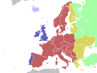 https://upload.wikimedia.org/wikipedia/commons/thumb/f/f6/Time_zones_in_Europe.svg/319px-Time_zones_in_Europe.svg.png