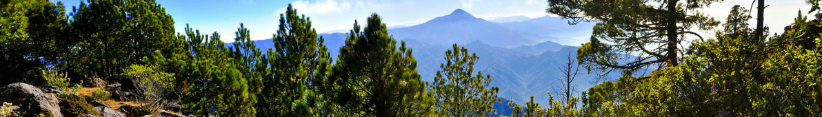 Volcanoes of the Sierra Madre in Guatemala, seen from the Tacana Volcano.